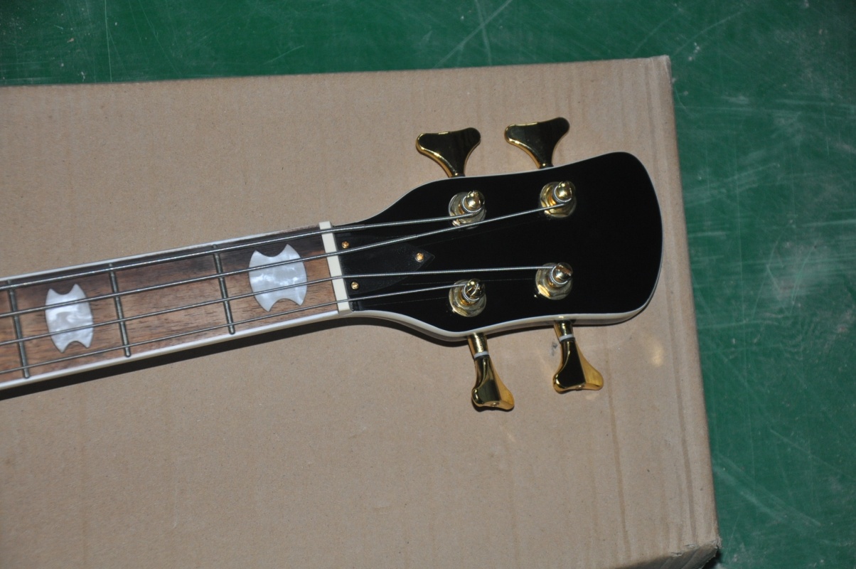 Musical InstrumentsFactory cus - Bass Guitar Fretless 评论和价格