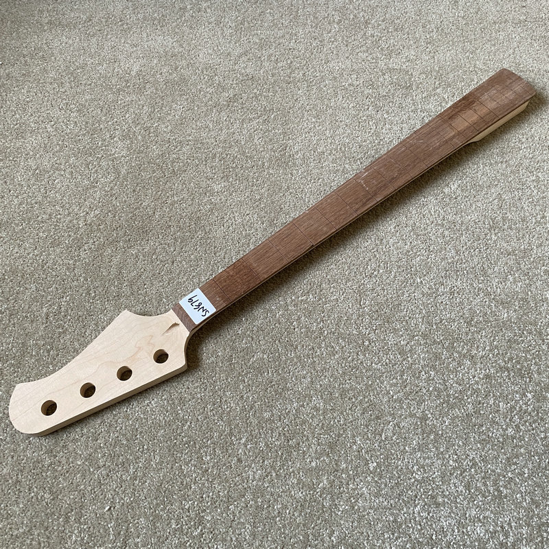 SN879 Unfinished Bass Guitar N - Bass Guitar Fretless 评论和价格